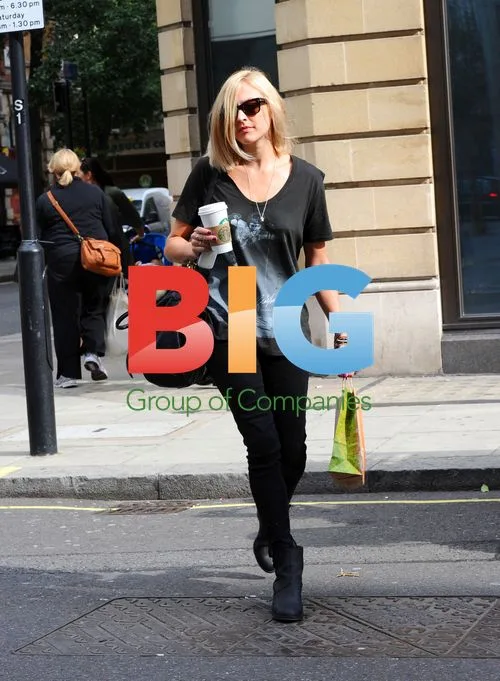 Fearne Coton Arrives at Radio One Studios