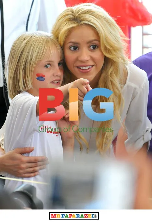 Shakira meets students in Israel