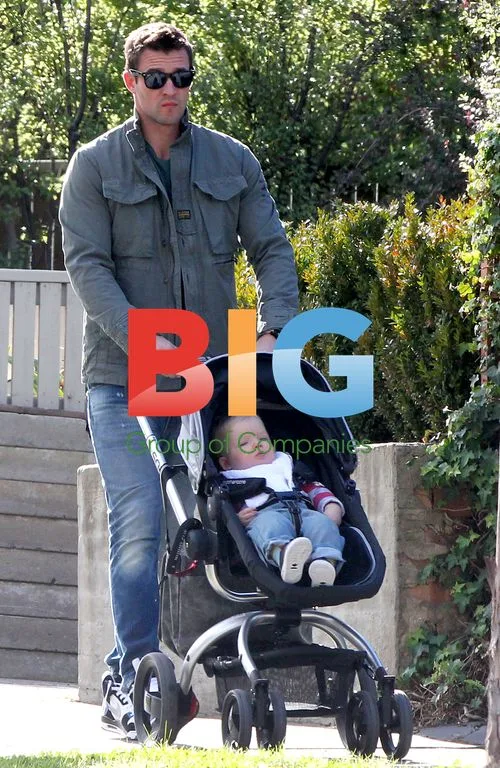 Kris Smith and son Ethan at preschool