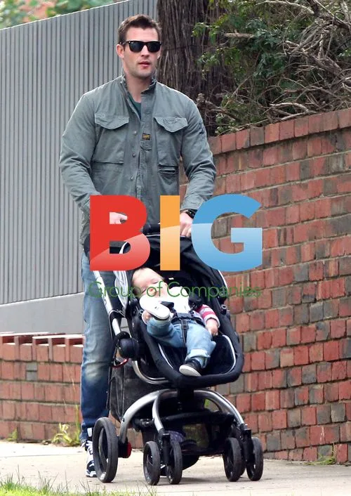 Kris Smith takes son Ethan to preschool