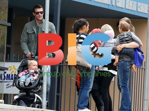 Kris Smith takes son Ethan to preschool in Sydney