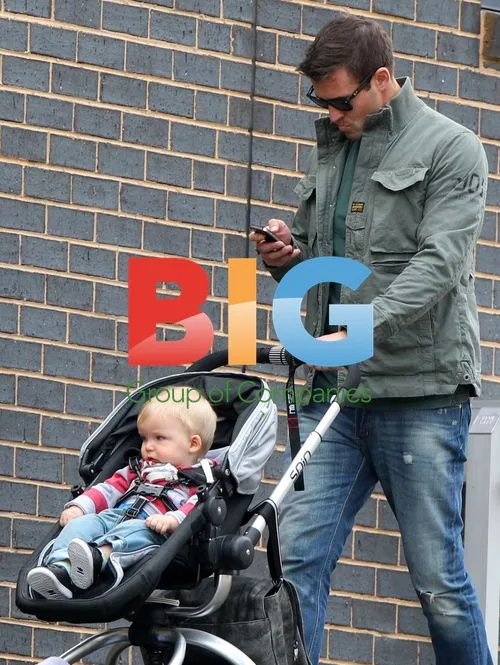 Kris Smith takes son Ethan to preschool
