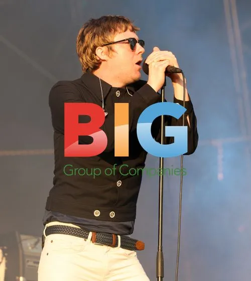 The Kaiser Chiefs at Glastonbury 2011