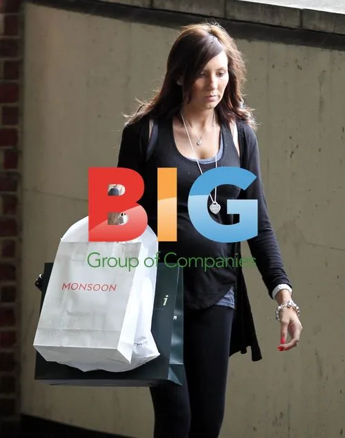 Pregnant Lauren Neal Back at Work