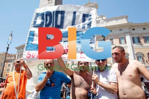 Waste Emergency Protest in Rome