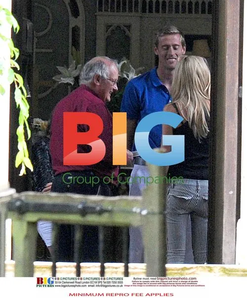 Peter Crouch Waits for Bride at Wedding Rehearsal
