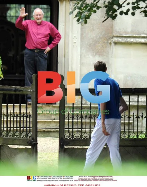 Peter Crouch Waits for Bride at Wedding Rehearsal