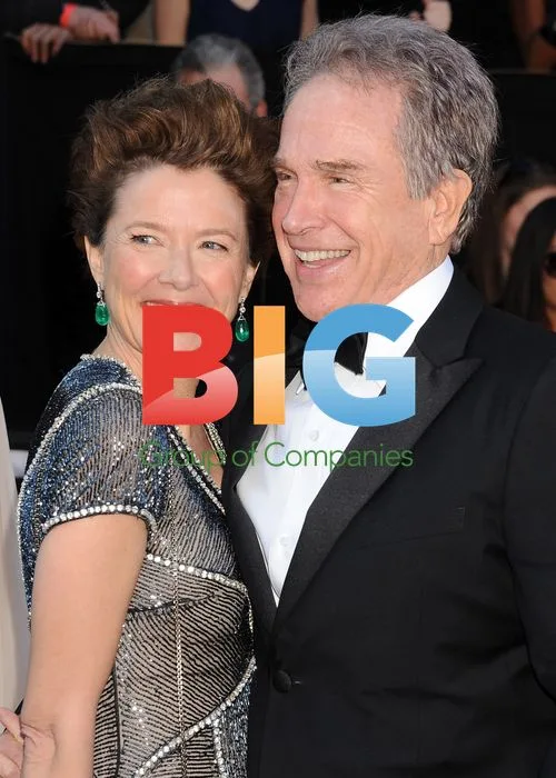 Annette Bening and Warren Beatty at Oscars