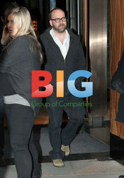 Paul Giamatti Leaves Hotel in NYC