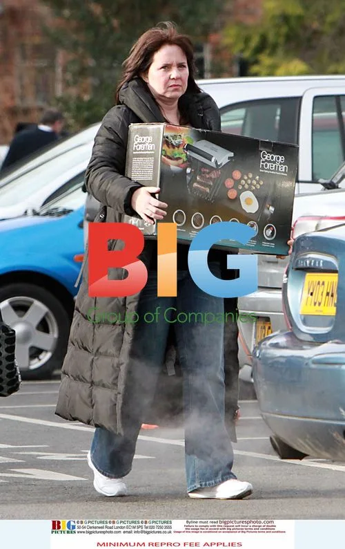 Coleen Nolan Shopping at Argos and Sainsbury\'s