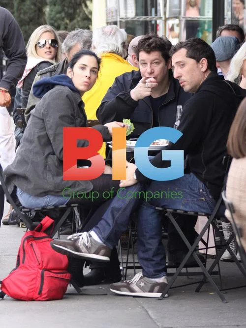 Sarah Silverman and Jeffrey Ross Eating Lunch