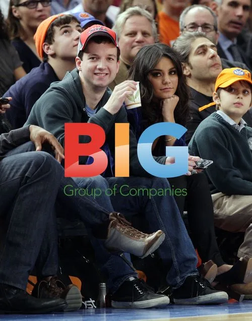 Vanessa Hudgens at Knicks Game