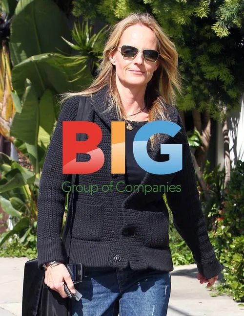 Helen Hunt leaves La Conversation