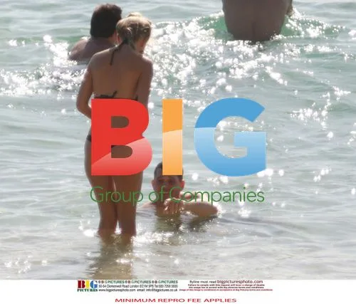 Michael Buble and Luisana Lopilato at Beach in Perth