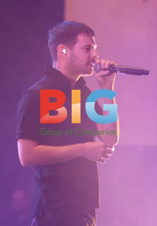 The Streets Performs Live in London