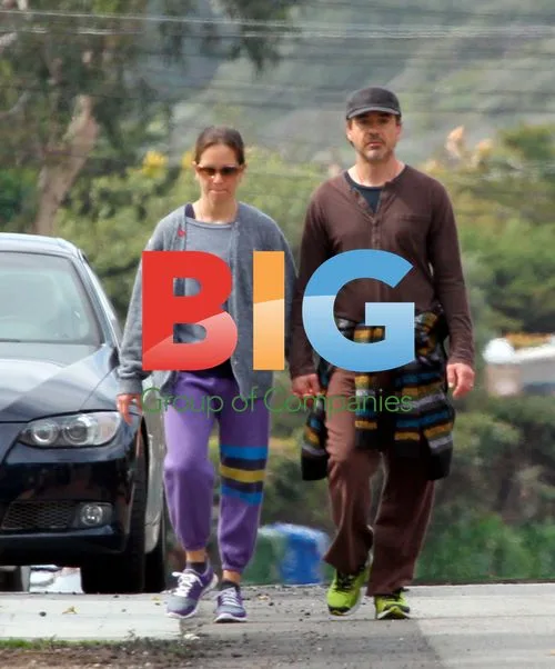 Robert Downey Jr. Kisses Wife Susan Levin