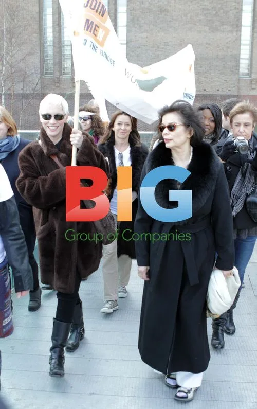 Annie Lennox, Cheri Lunghi, Bianca Jagger at IWD March