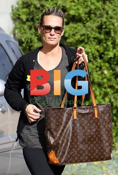 Molly Sims Leaves Gym in LA