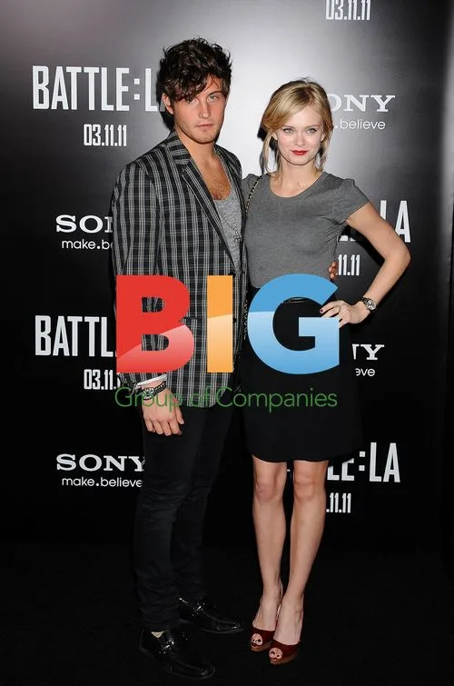 Nico Torterella and Sara Paxton at "Battle: Los Angeles" Premiere