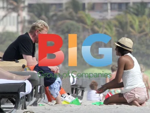 Boris Becker and son Amadeus playing on Miami beach