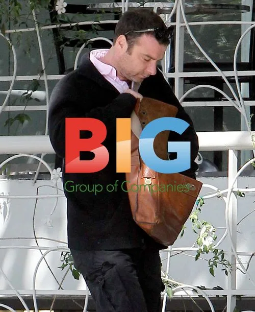Liev Schreiber Heads to Meeting in Beverly Hills