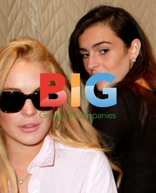 Lindsay Lohan Leaves Friend's Home