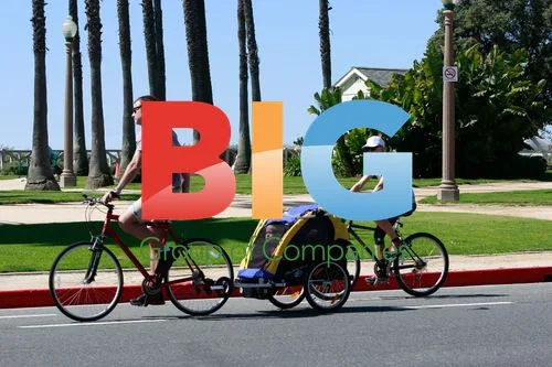 Naomi Watts and Liev Schreiber Bicycle Ride