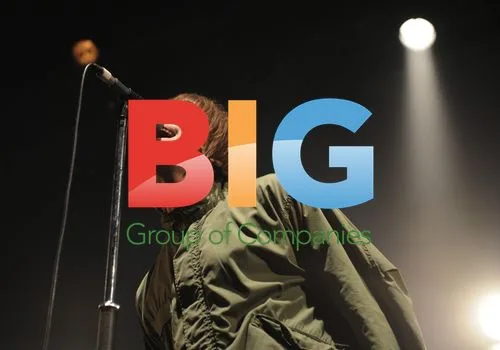 Liam Gallagher Performs with Beady Eye