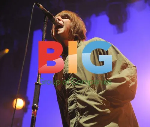 Liam Gallagher Performs with Beady Eye