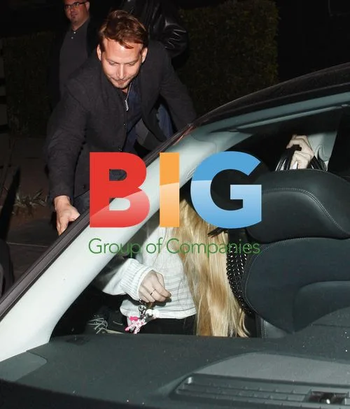 Lindsay Lohan Leaving The Otheroom Bar