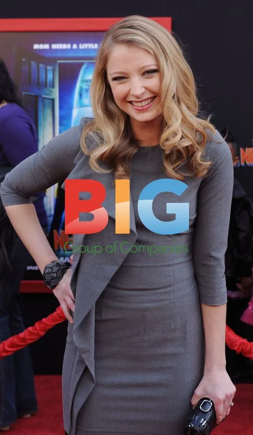 Elisabeth Harnois at 'Mars Needs Moms' Premiere