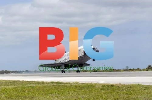 NASA Space Shuttle Discovery Lands