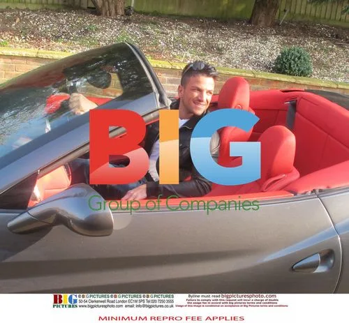 Peter Andre Leaving Home in Ferrari