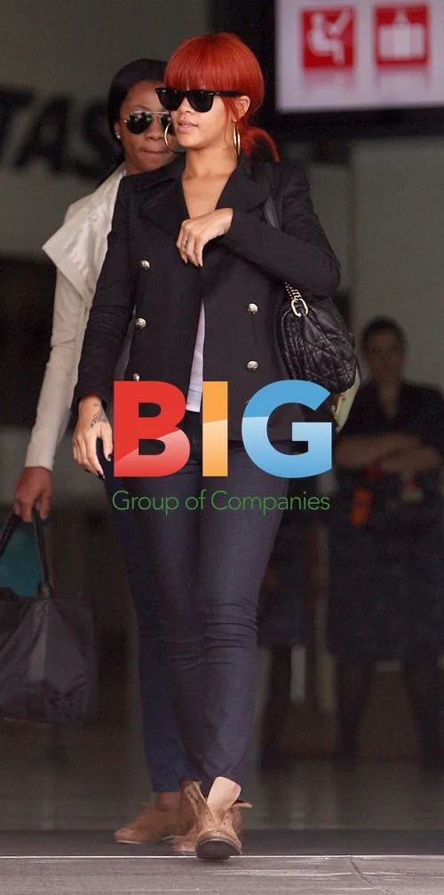 Rihanna Arrives at Perth Airport