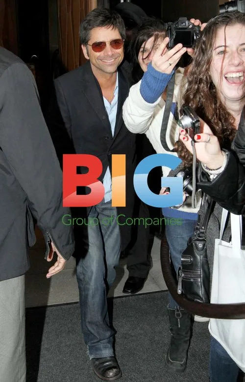John Stamos Greets Fans in NYC