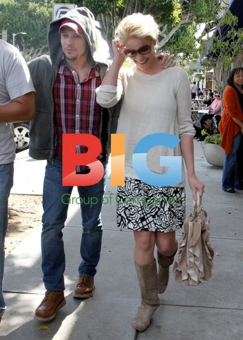 Katherine Heigl Shopping in Beverly Hills