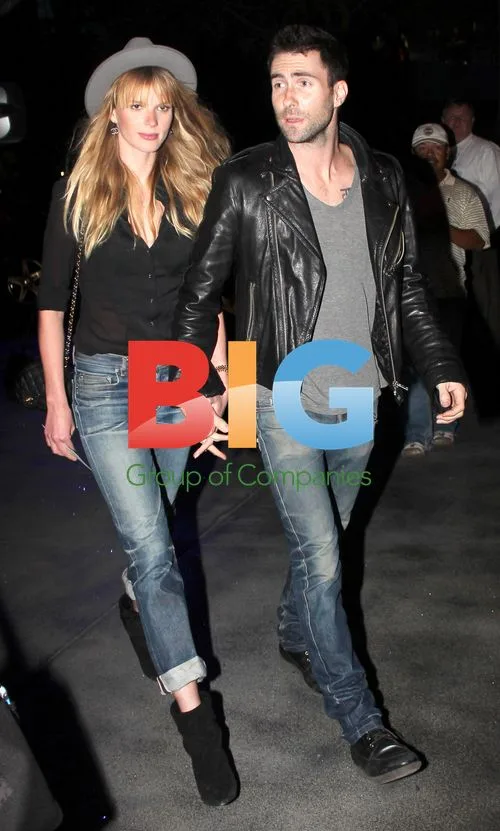Adam Levine leaving Staples Center