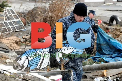 Sailors assist in Japan earthquake cleanup