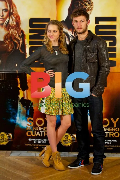 Teresa Palmer and Alex Pettyfer at \"I Am Number Four\" Photocall