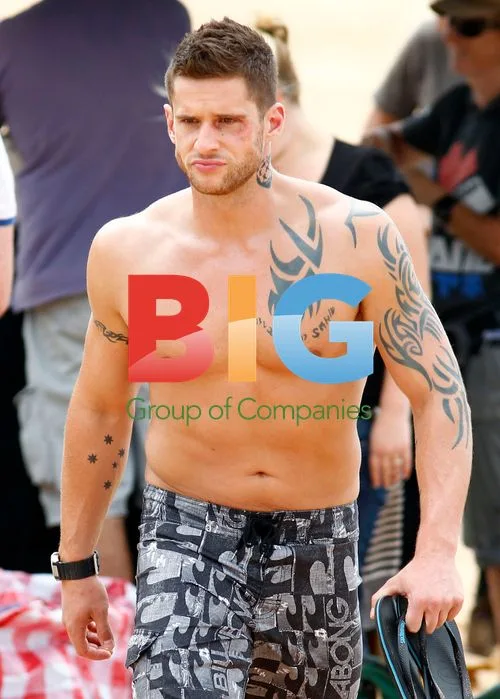 Dan Ewing on 'Home and Away' Set