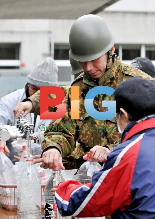 Japan Ground Self-Defense Force aiding earthquake victims