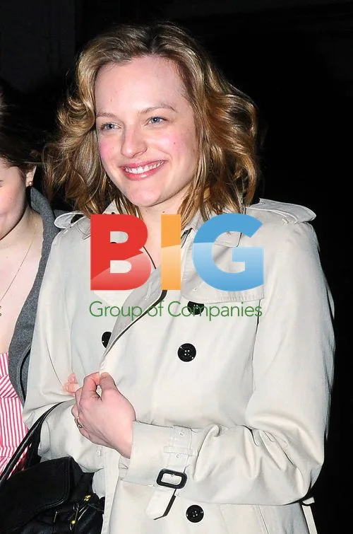 Elizabeth Moss Leaving London Club
