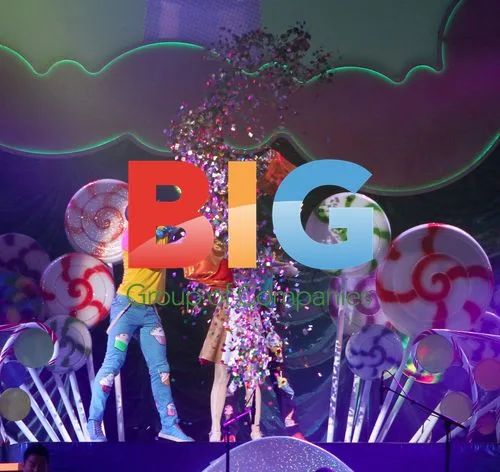 Katy Perry's California Dreams Tour 2011 Kicks Off