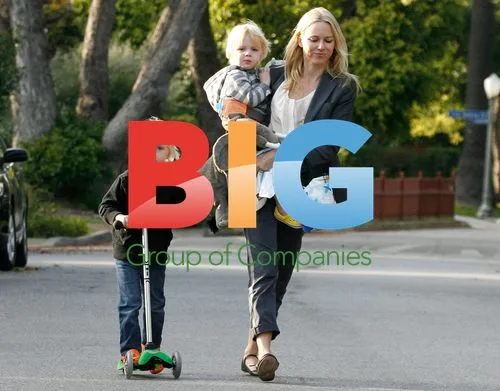 Naomi Watts at Kids Playdate
