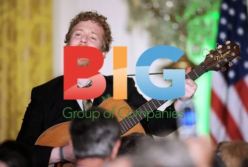 Glen Hansard performs at White House