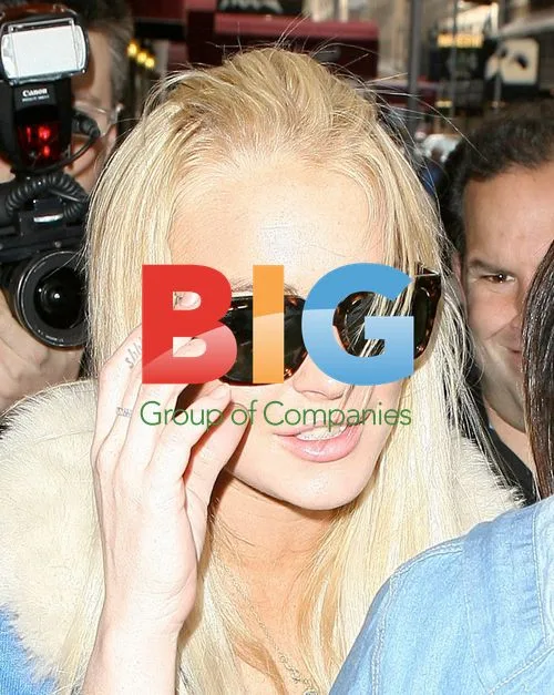 Lindsay Lohan and Siblings Go Bowling