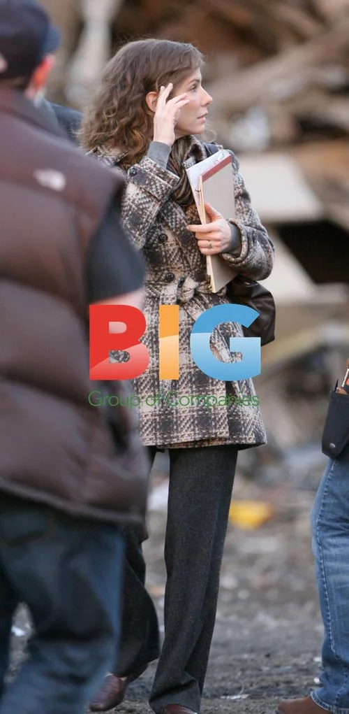 Sandra Bullock on "Extremely Loud" Set
