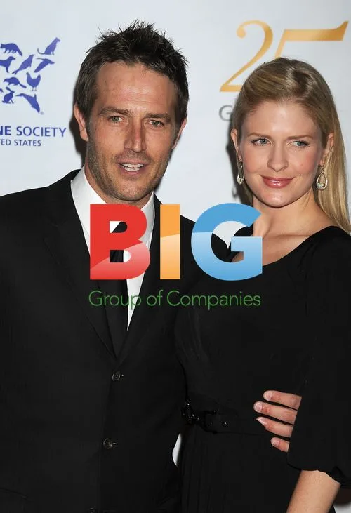 Michael Vartan and Lauren Skaar at The 25th Anniversary Genesis Awards