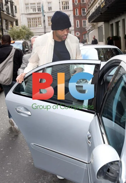 Joleon Lescott Spotted at London Hotel