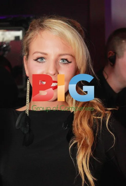 Lydia Bright at Deuces Bar, Chigwell